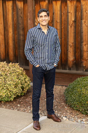 040A8306
