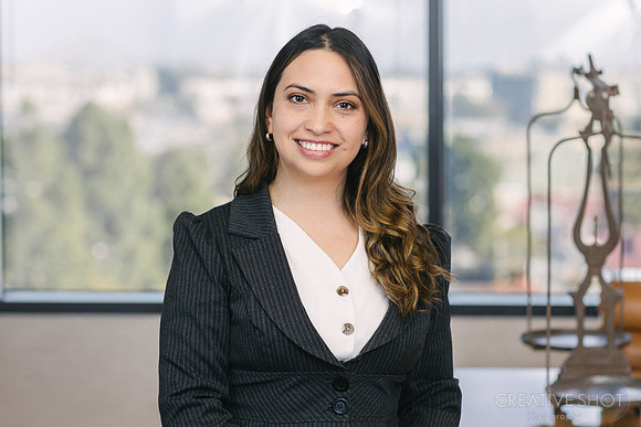 040A5956