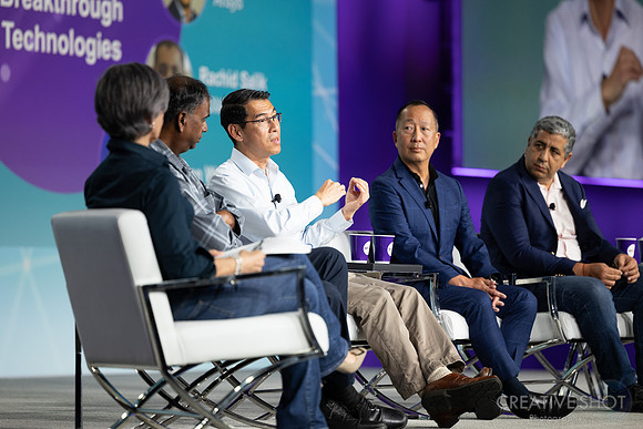 snug-sv-day2-lunch-panel 022_5V5A6583
