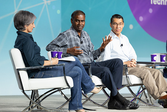 snug-sv-day2-lunch-panel 038_5V5A6646