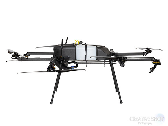 Skyfront white 6G7A8055