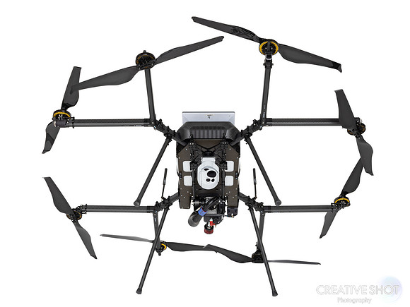 Skyfront white 6G7A8133