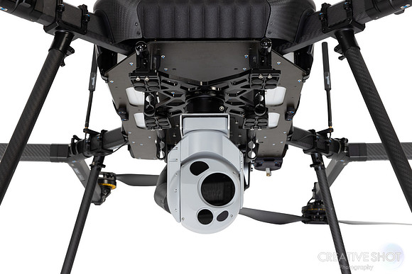 Skyfront white 6G7A8135