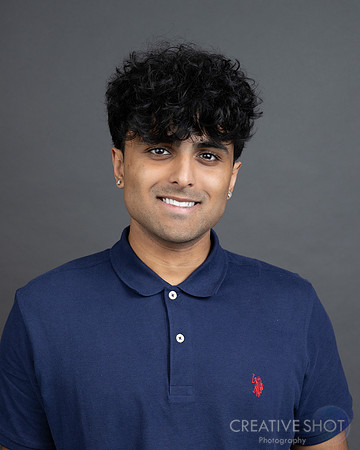 Headshots intern 108-040A7011
