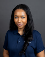 Headshots staff 013-040A7039