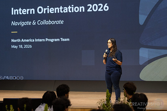 Oracle Interns 006-5V5A7517