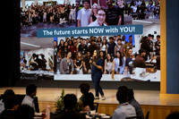 Oracle Interns 008-5V5A7566