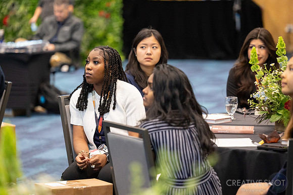 Oracle Interns 037-5V5A7877