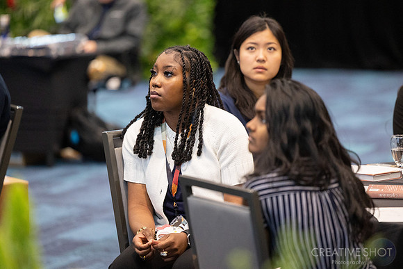 Oracle Interns 038-5V5A7878