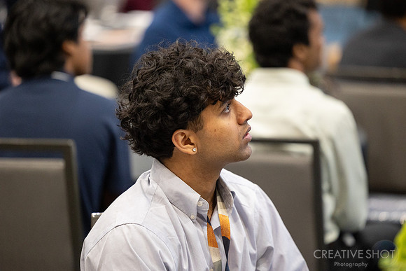 Oracle Interns 056-5V5A8162