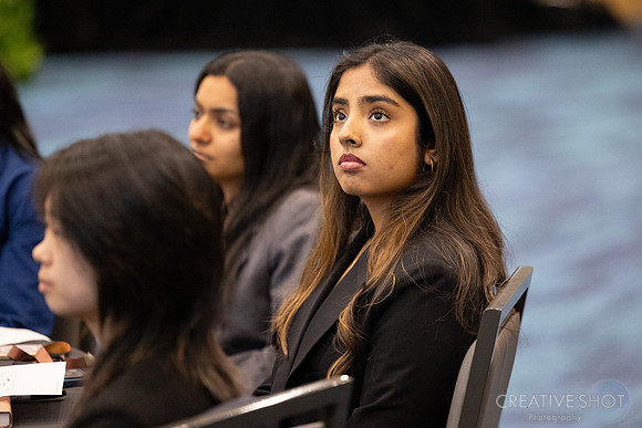 Oracle Interns 060-5V5A8184
