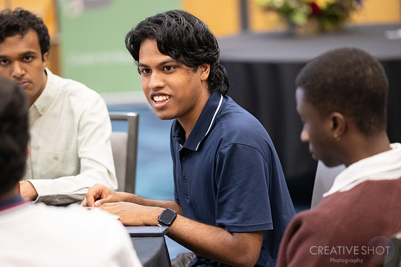 Oracle Interns 105-5V5A8517