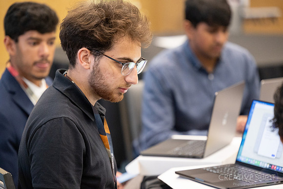 Oracle Interns 118-5V5A8718