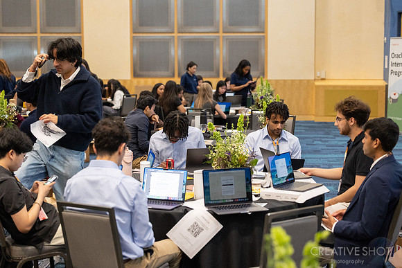 Oracle Interns 119-5V5A8727