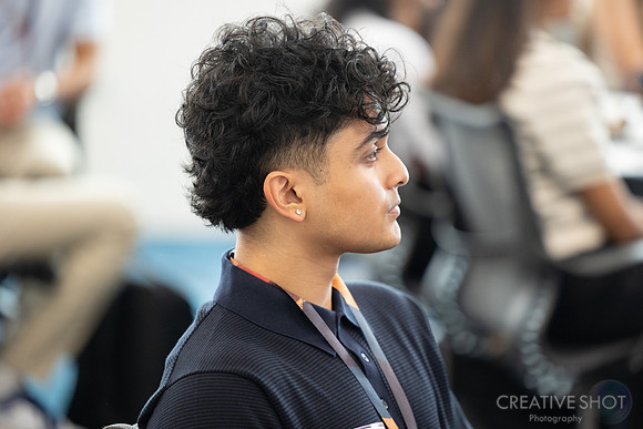 Oracle Interns 212-5V5A4938