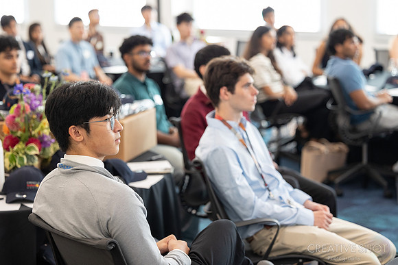 Oracle Interns 217-5V5A4963