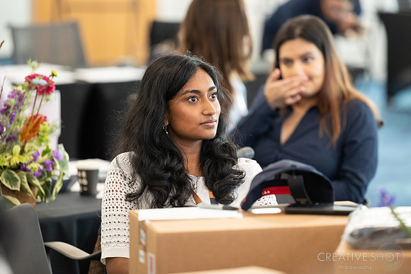 Oracle Interns 221-5V5A5022