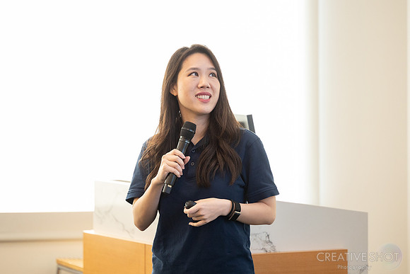 Oracle Interns 223-5V5A5051