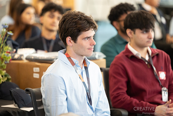 Oracle Interns 226-5V5A5083