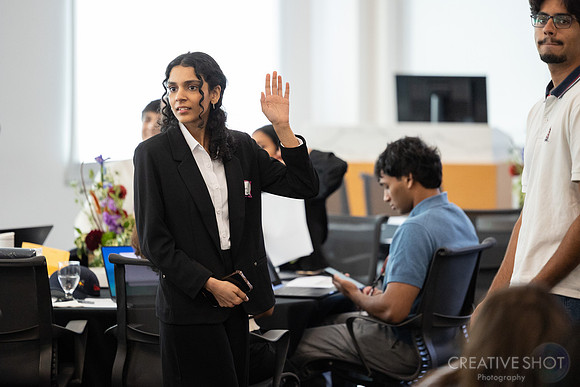 Oracle Interns 252-5V5A5378