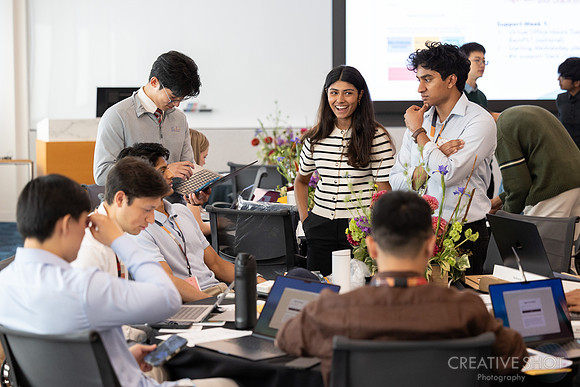 Oracle Interns 259-5V5A5471