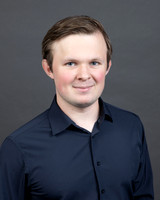 Headshots Interns 134-040A0030