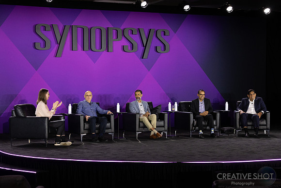 220-DAY1-highres-synopsys-converge-040A4075