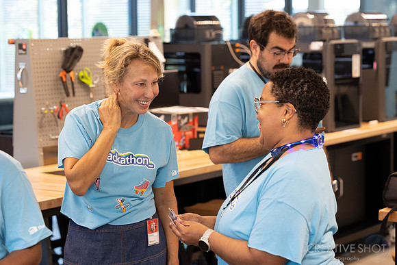 MS-Hackathon 053-5V5A2231