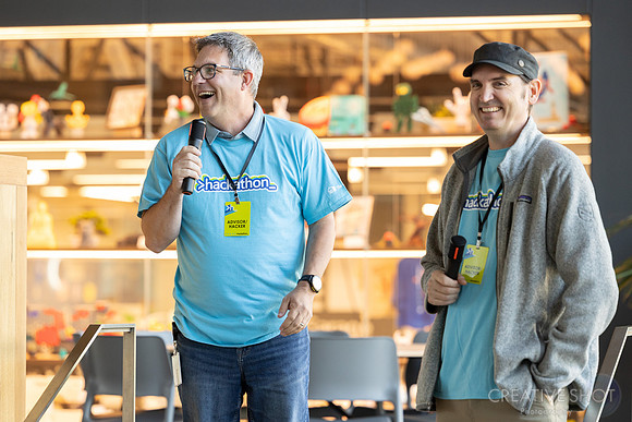 MS-Hackathon 072-5V5A2612