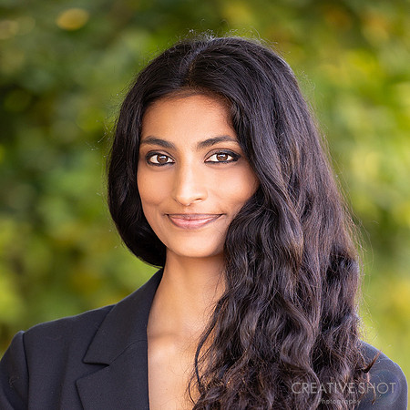 Naina linkedIN 5V5A8515