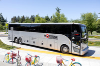 040A8827
