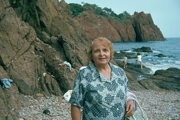 7900_Suzanne_plage