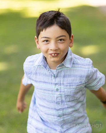 040A8593