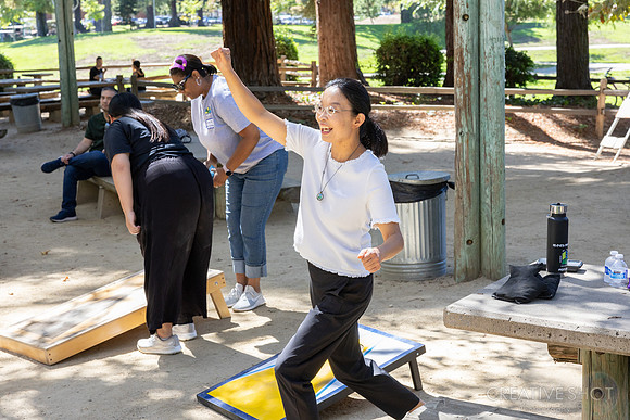 AH-Picnic-135_040A4469